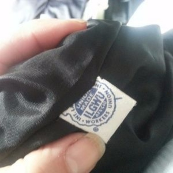 Vintage Classic Style Black Silk Velvet Blazer Moonglow buttons - Picture 7 of 7